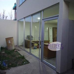 vidrieriapitters.com fabricación e instalación de vidrios, espejos, enmarcaciones y ventaneria