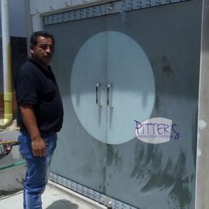 vidrieriapitters.com fabricación e instalación de vidrios, espejos, enmarcaciones y ventaneria